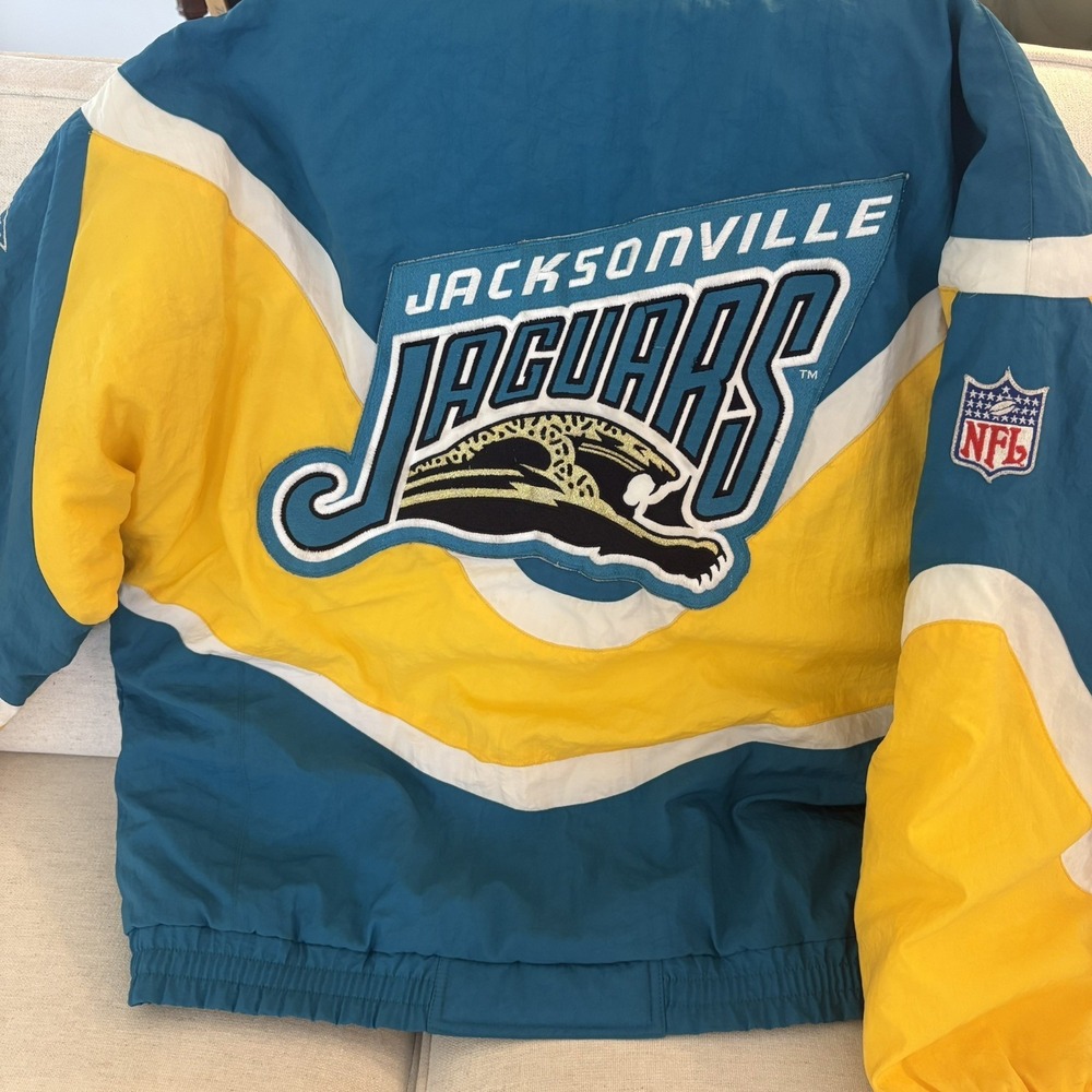 Jacksonville Jaguars Size L Apex One Jacket 90s Banned Logo Vintage Rare Puffer